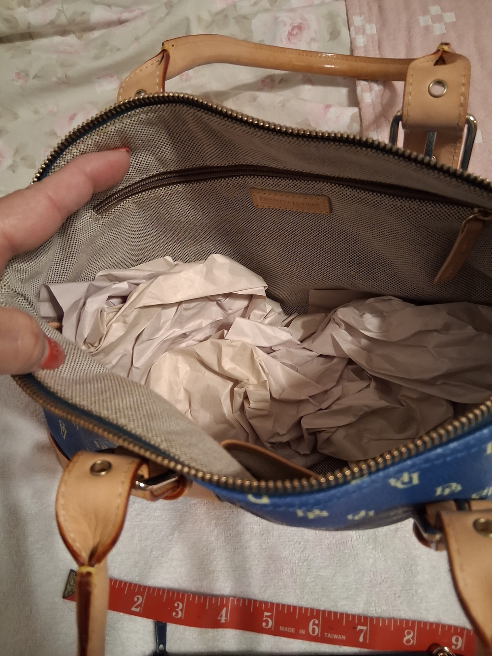 Dooney & Bourke Blue Monogram Satchel with Tan Trim and Accessories - Picture 3 of 6